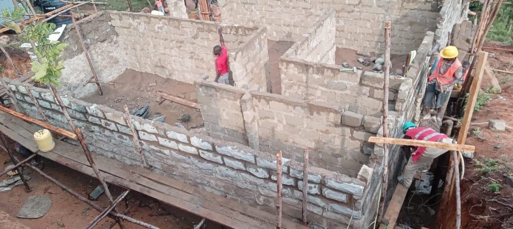 Brimana construction team working on block walling in Kisumu